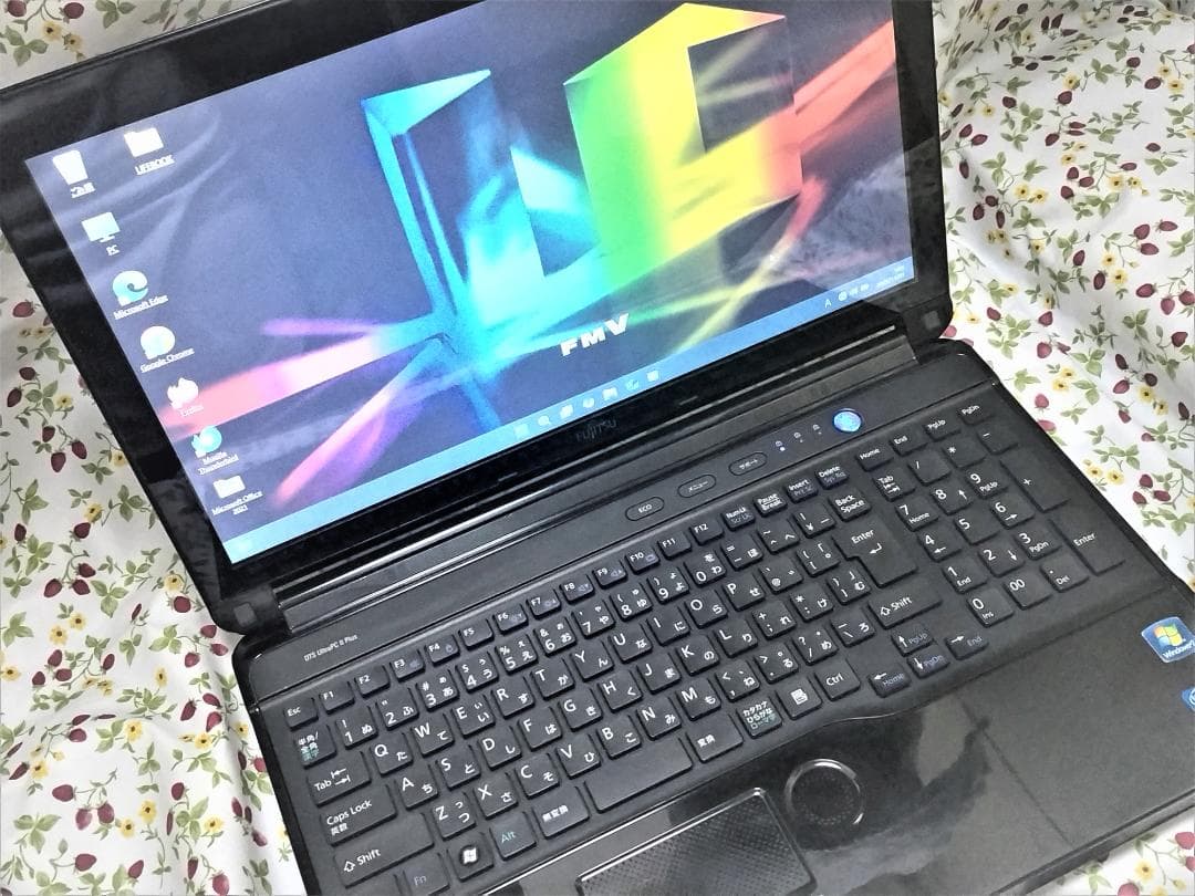 富士通　LIFEBOOK　AH77/G　Core i7　新品SSD　Office