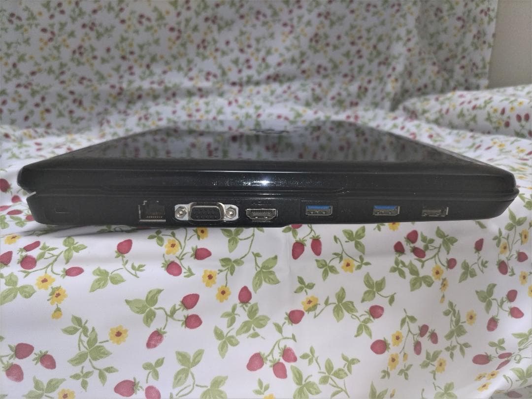 富士通　LIFEBOOK　AH77/G　Core i7　新品SSD　Office