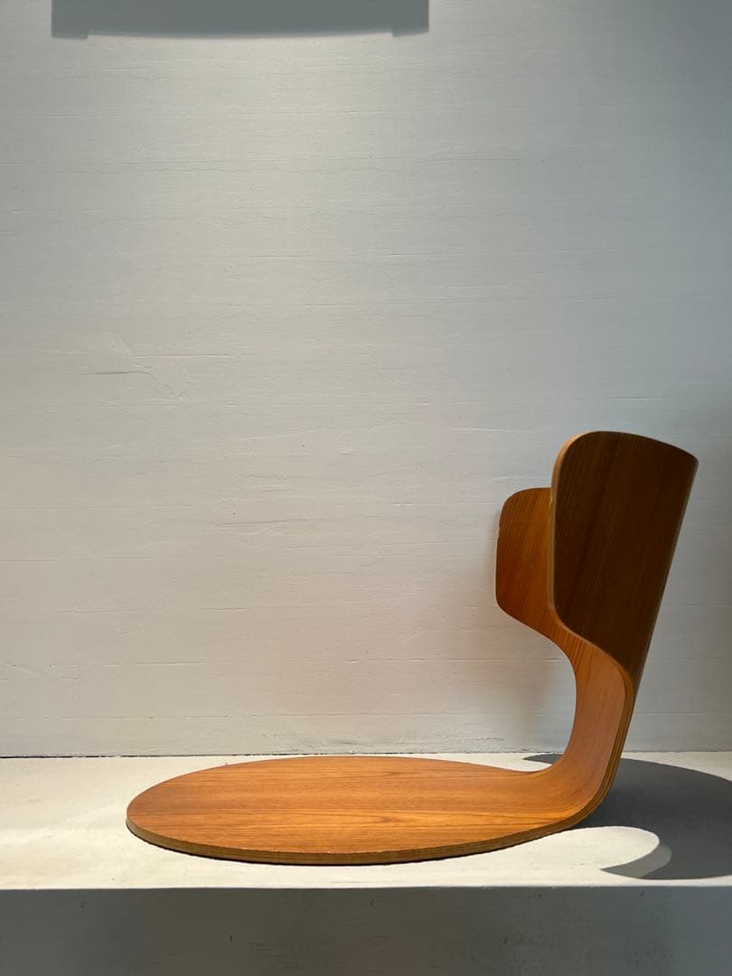 セール 希少 天童木工 剣持勇 ヴィンテージ カブト座椅子／欅材プライウッド