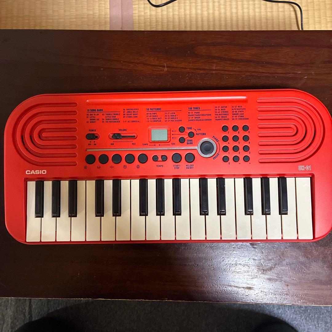CASIO ミニキーボード　UK-01 中古