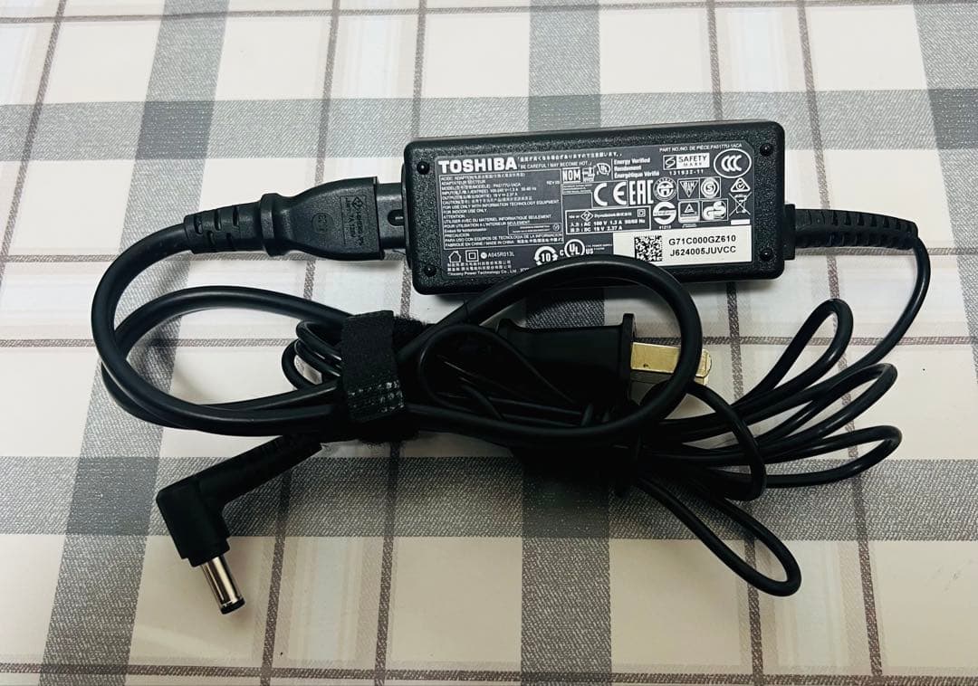 DYNABOOKノートパソコンWin11/8GB/m.2SSD256GB/1TB