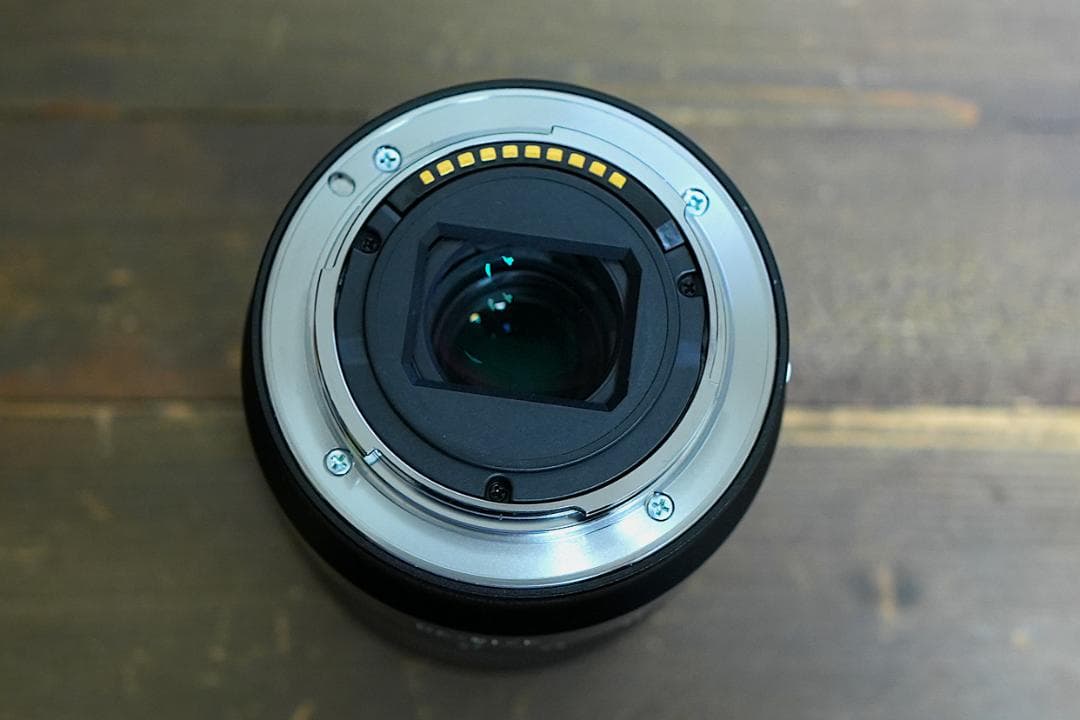 【美品】SONY Eマウント/APS-CレンズZEISS SEL1670Z