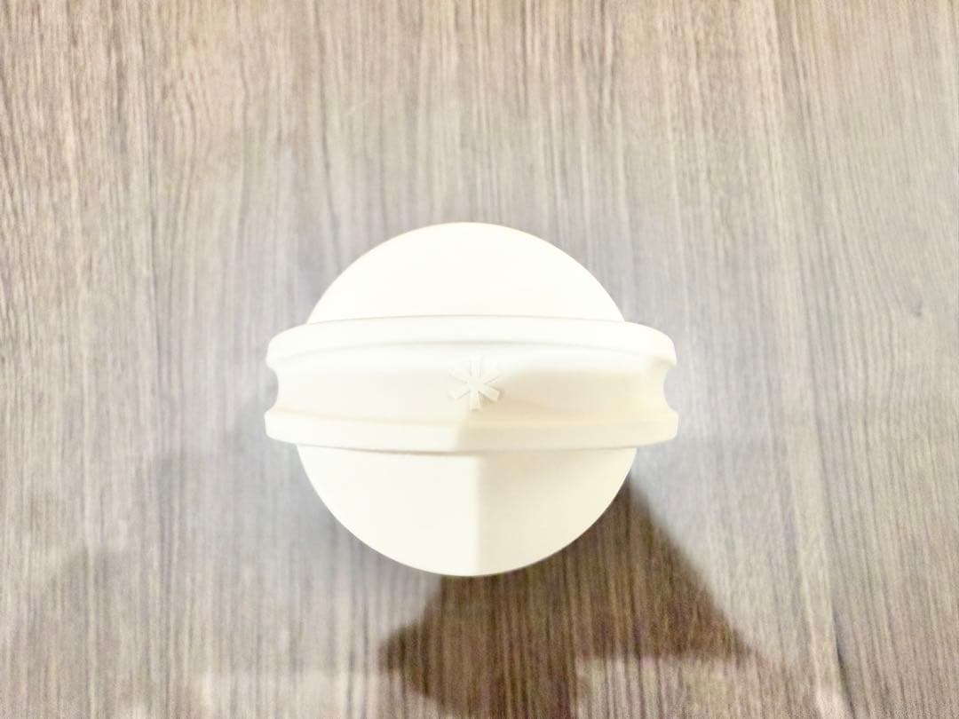 新品 未使用  peak チタン水筒 600ml オーロラボトル