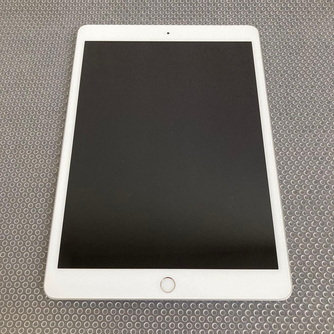 3625【早い者勝ち】外観美品☆iPad8 第8世代 32GB SIMフリー☆
