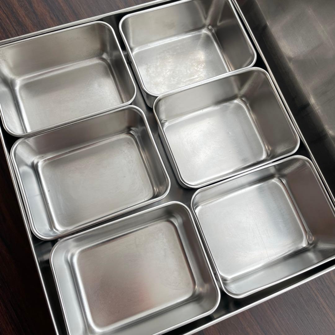 【業務用】ステンレス 食材容器 蓋付き 6分割 33cm バット