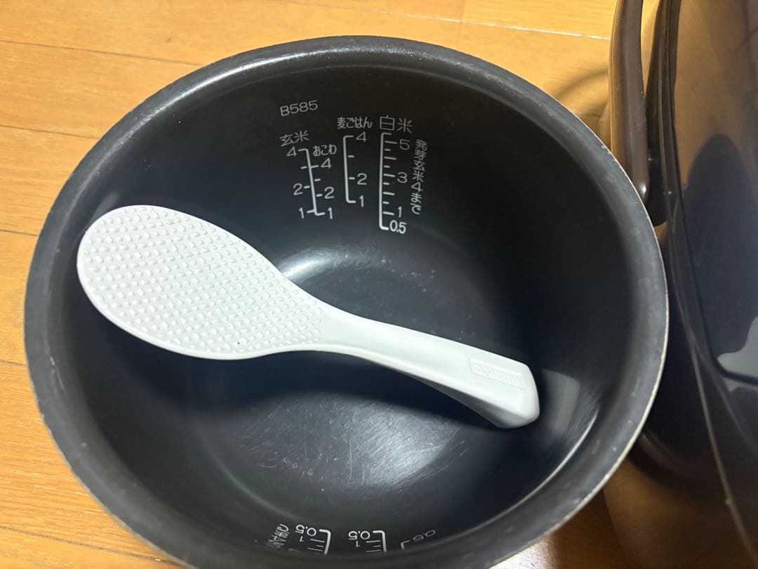 象印 IH炊飯器 5.5合炊き　NW-VB10