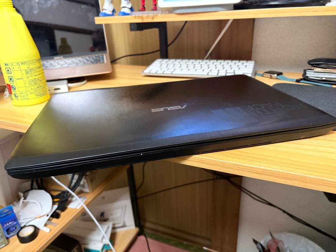 ASUS FX60VM i7-6700HQ GTX1060 動作良好