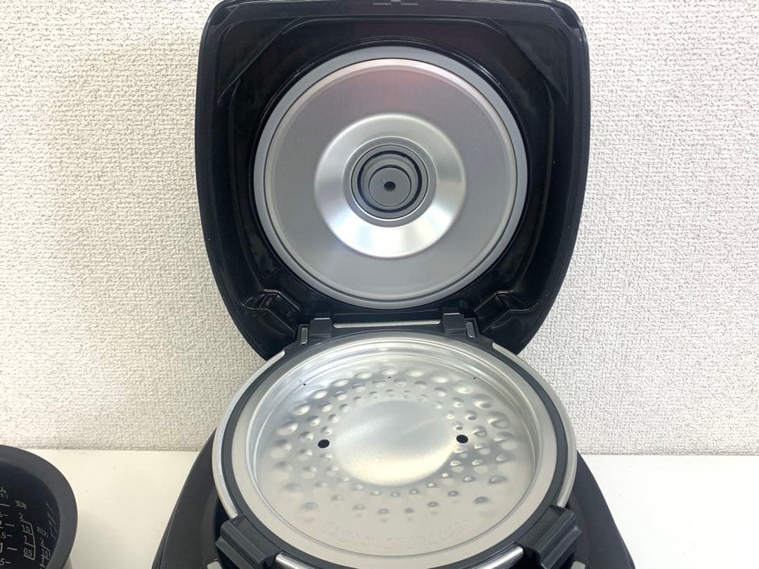 タイガー IH炊飯ジャー 3合炊き JPF-A550 2020年製