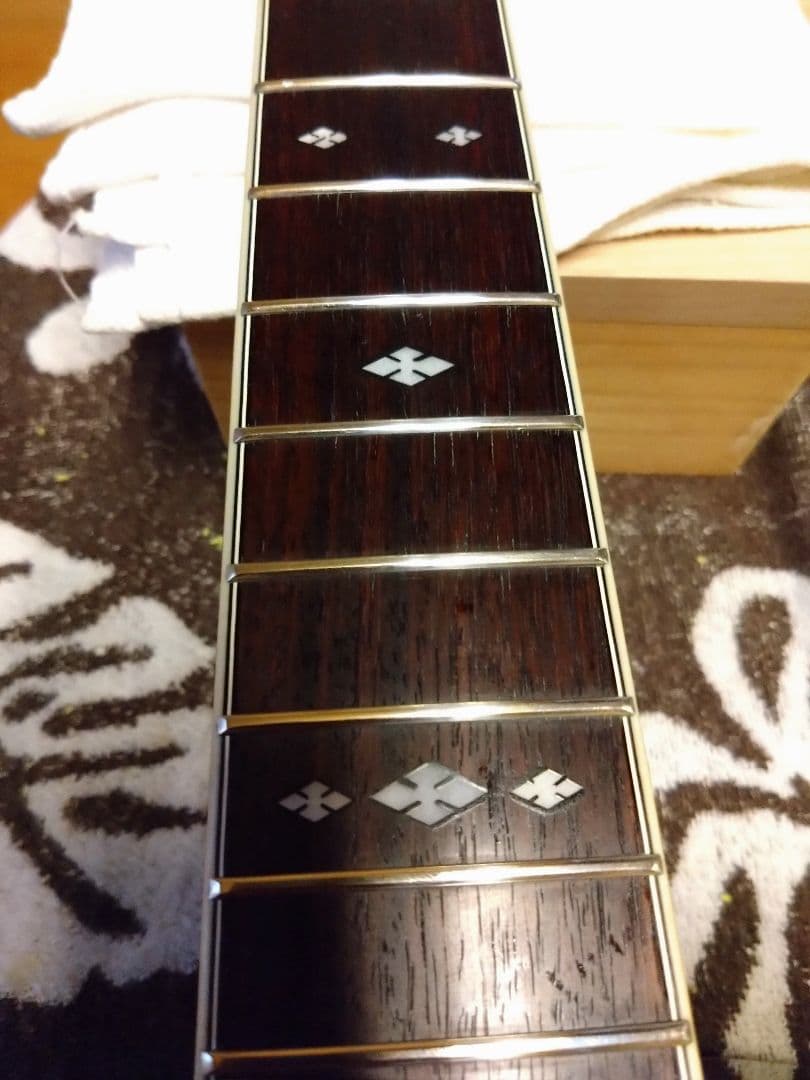 モーリスW-60 ハカランダ JAPANビンテージ　メンテ済　サドル、ナット牛骨