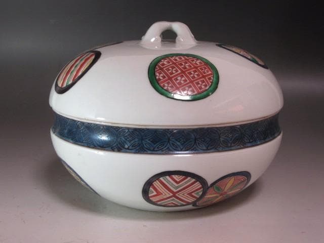 ★　古伊万里　色絵蓋物　野村泰三極めがございます★x686