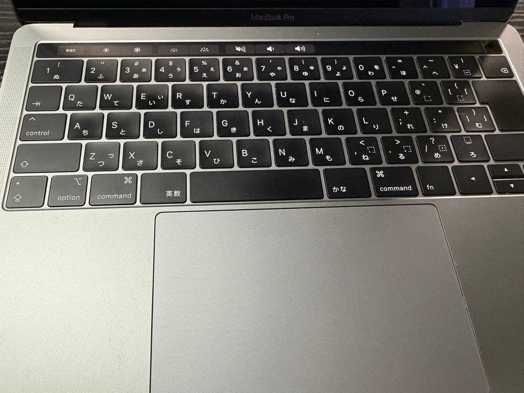 MacBook Pro 13インチ 2019年モデル 本体
