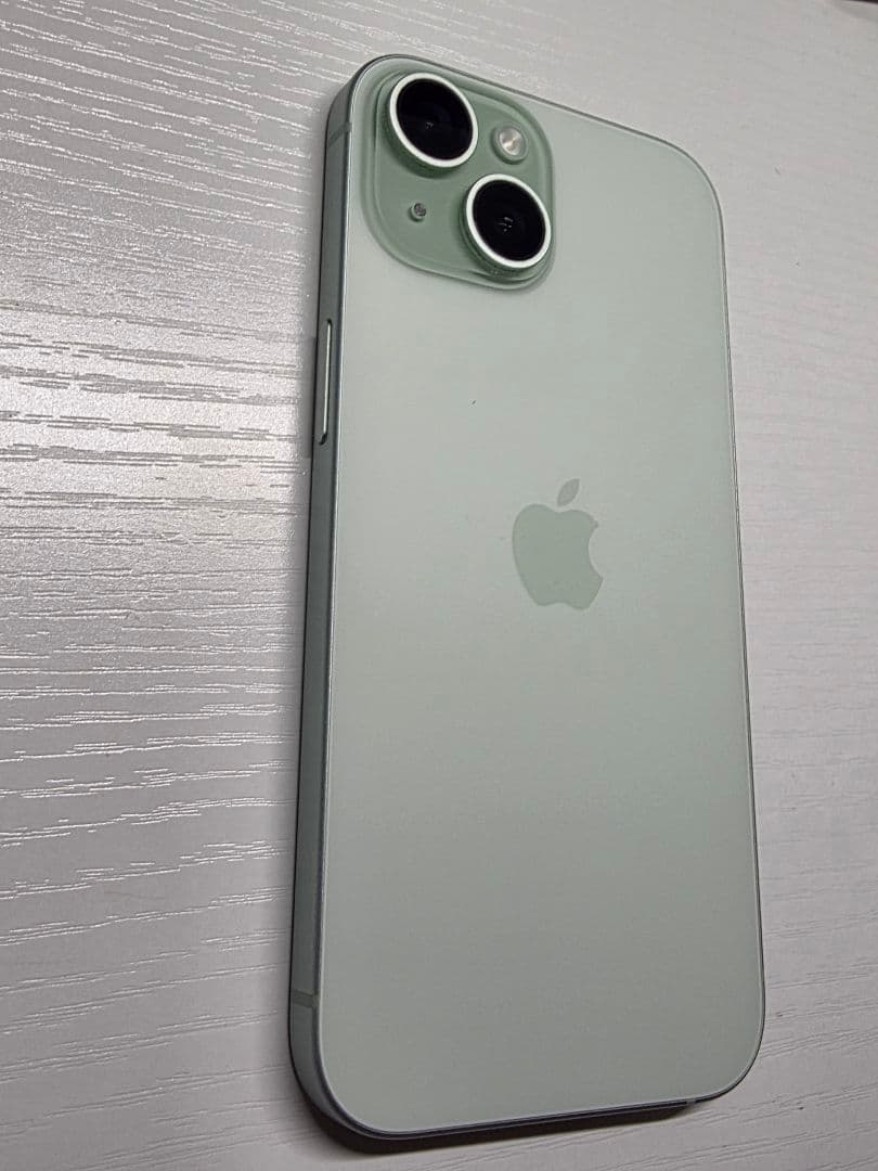 iPhone 15（256GB、グリーン）SIMフリー