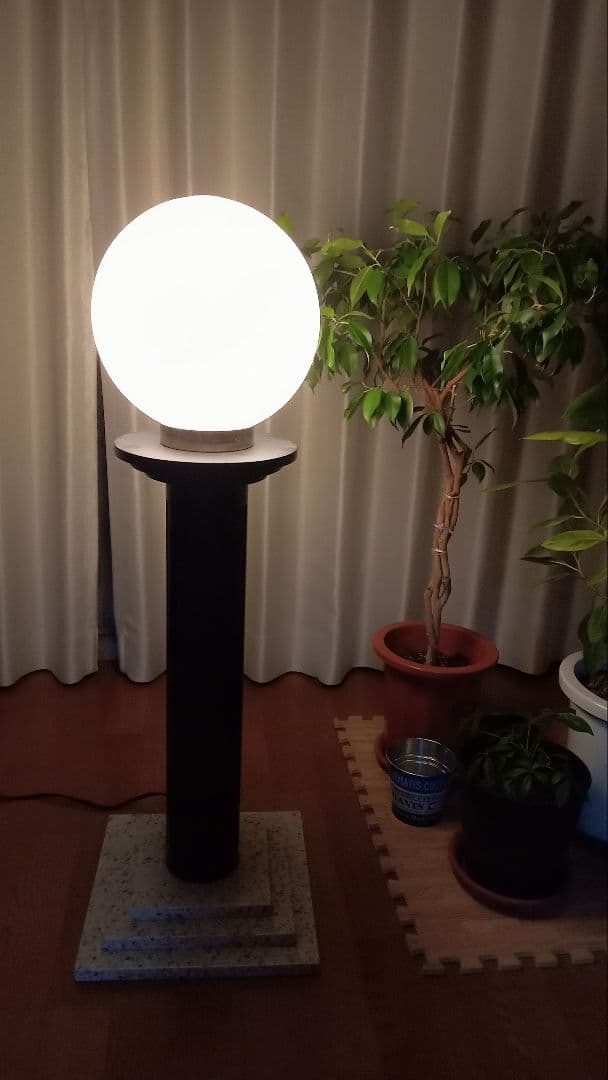 フロアーライト