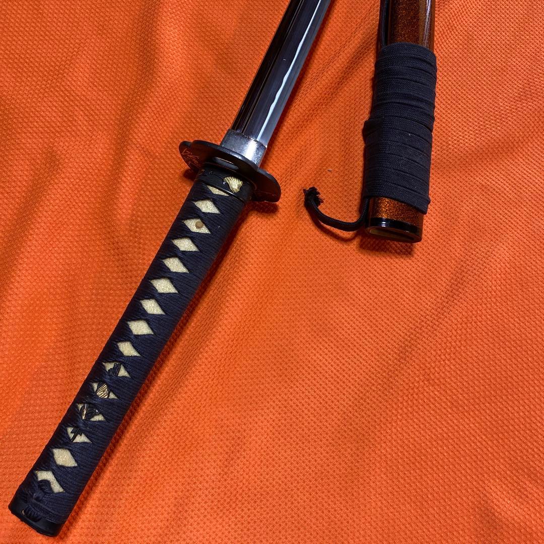 高級居合大刀 黒柄 金塗梅図木瓜黒鍔 梨地呂鞘