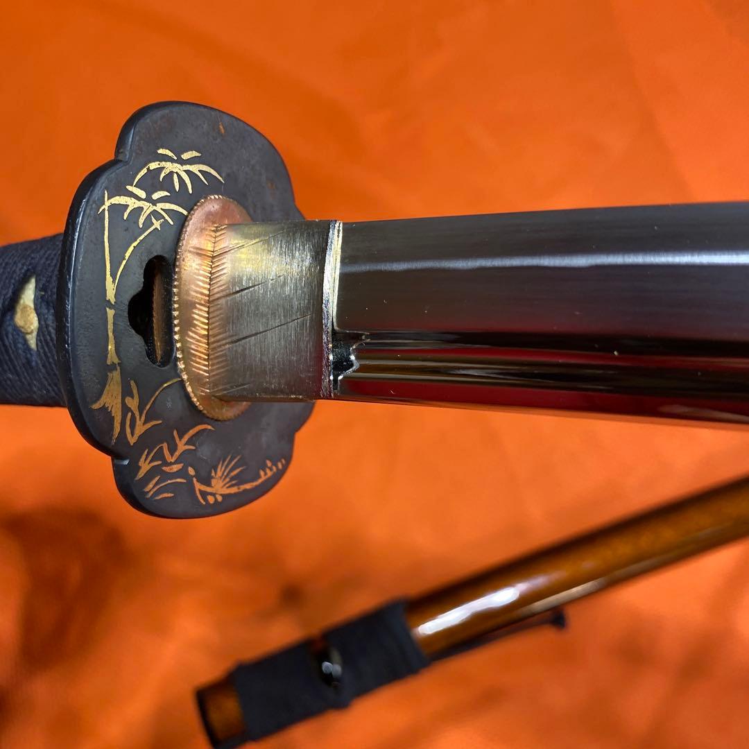 高級居合大刀 黒柄 金塗梅図木瓜黒鍔 梨地呂鞘