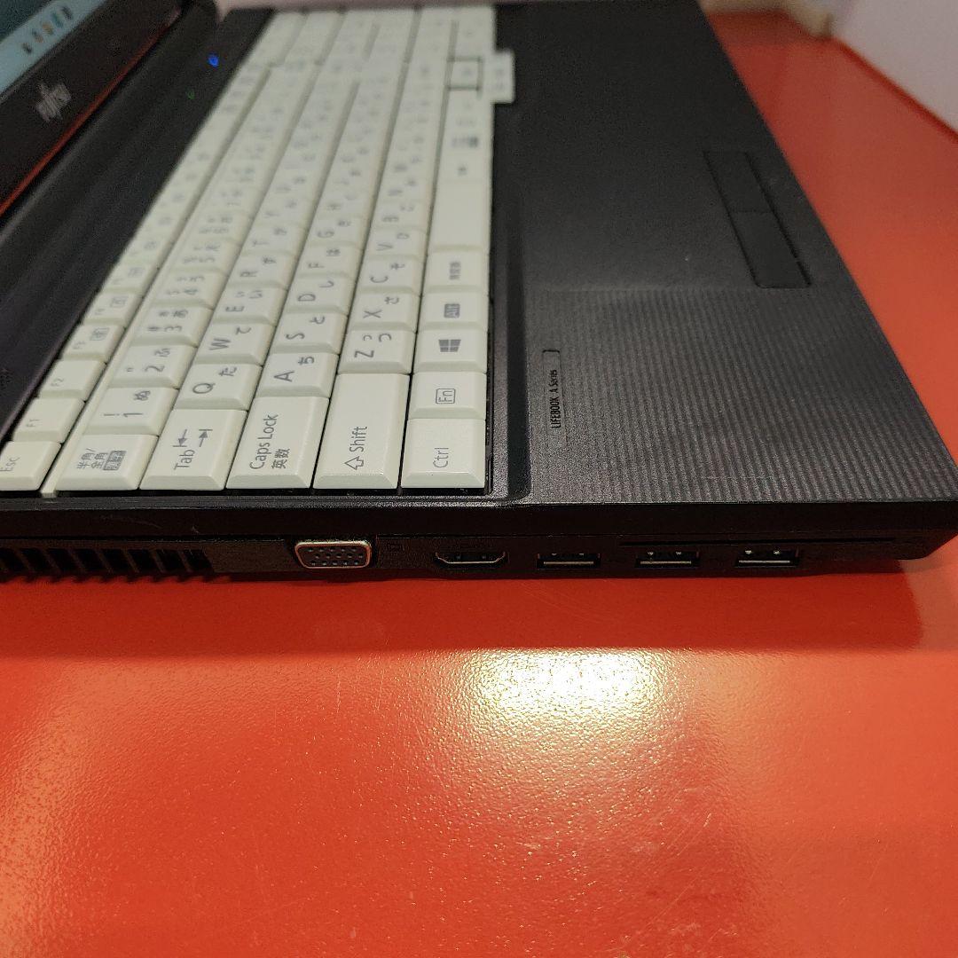 Windows 11ノートパソコンCore i5 富士通 爆速SSD