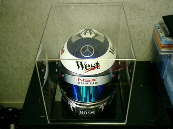 まとめて２個出品!! ヘルメット用　アクリルケース！☆(２mmUVカット付)