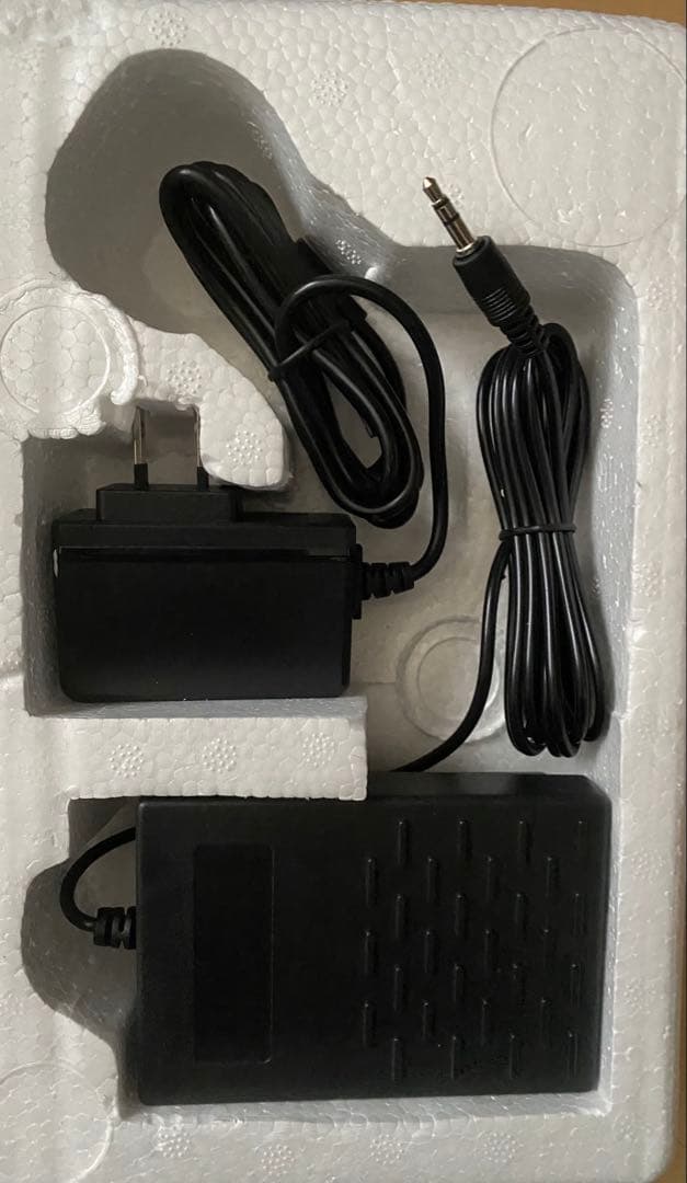 電子ピアノ 折りたたみ 61鍵盤 鍵盤シール付 コードレス 専用ケース付