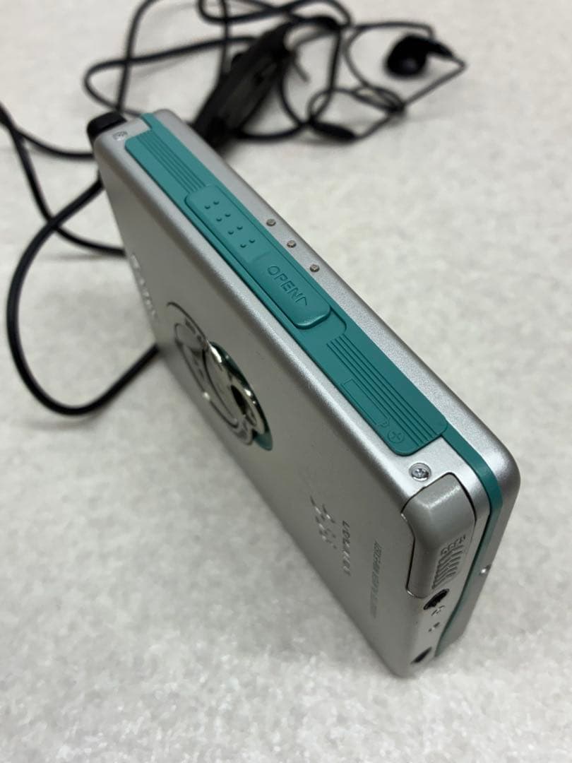 D0203）SONY カセットウォークマン WM-EX621 WALKMAN