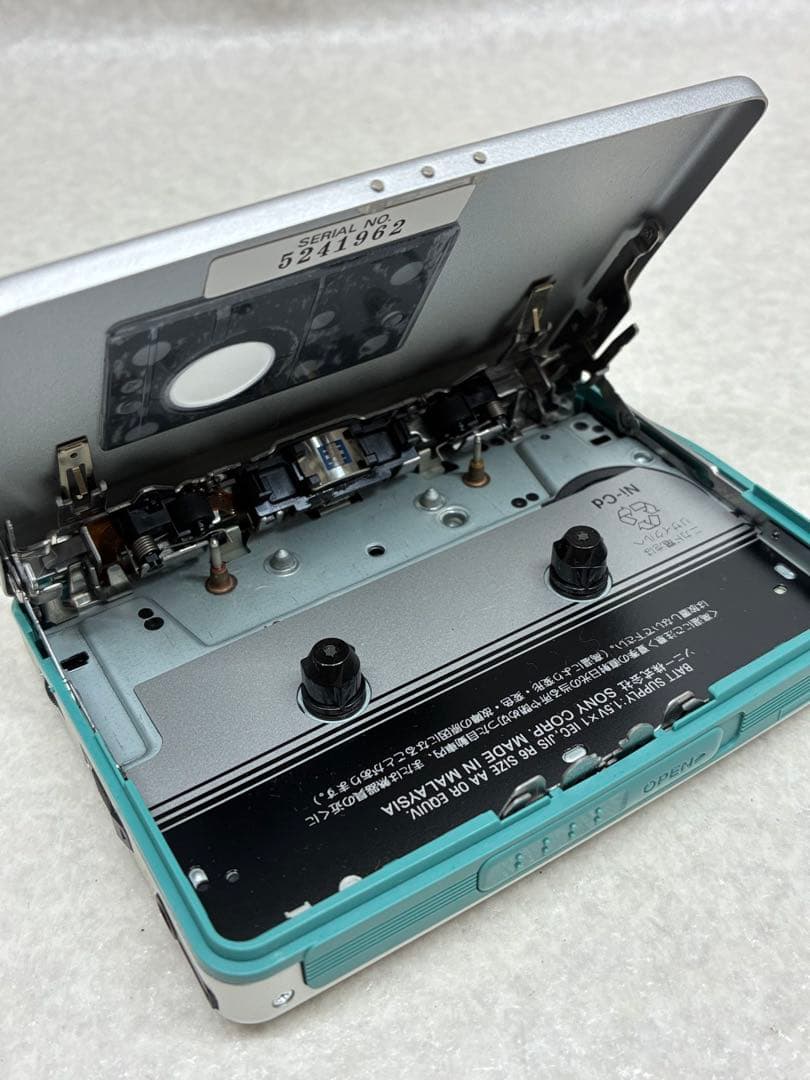 D0203）SONY カセットウォークマン WM-EX621 WALKMAN