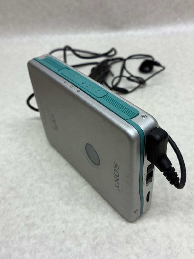 D0203）SONY カセットウォークマン WM-EX621 WALKMAN