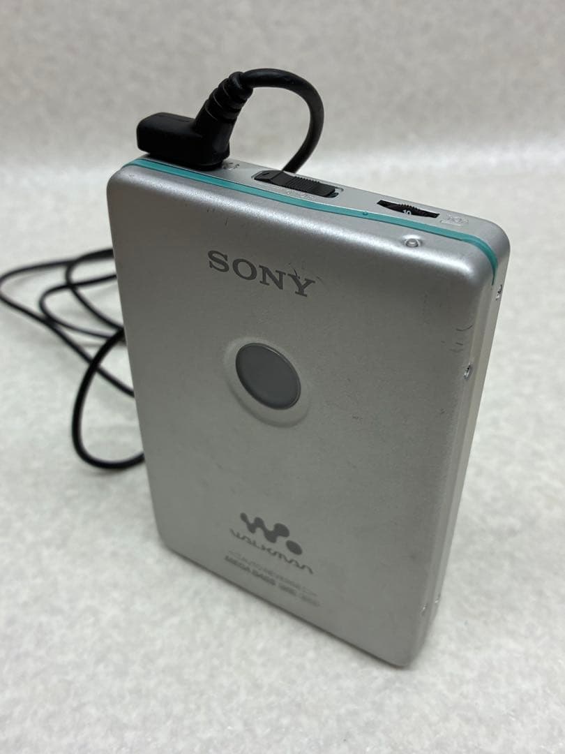 D0203）SONY カセットウォークマン WM-EX621 WALKMAN
