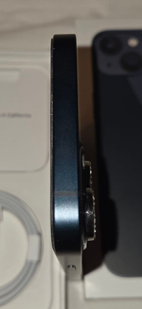 Apple iPhone 13 128GB ミッドナイト