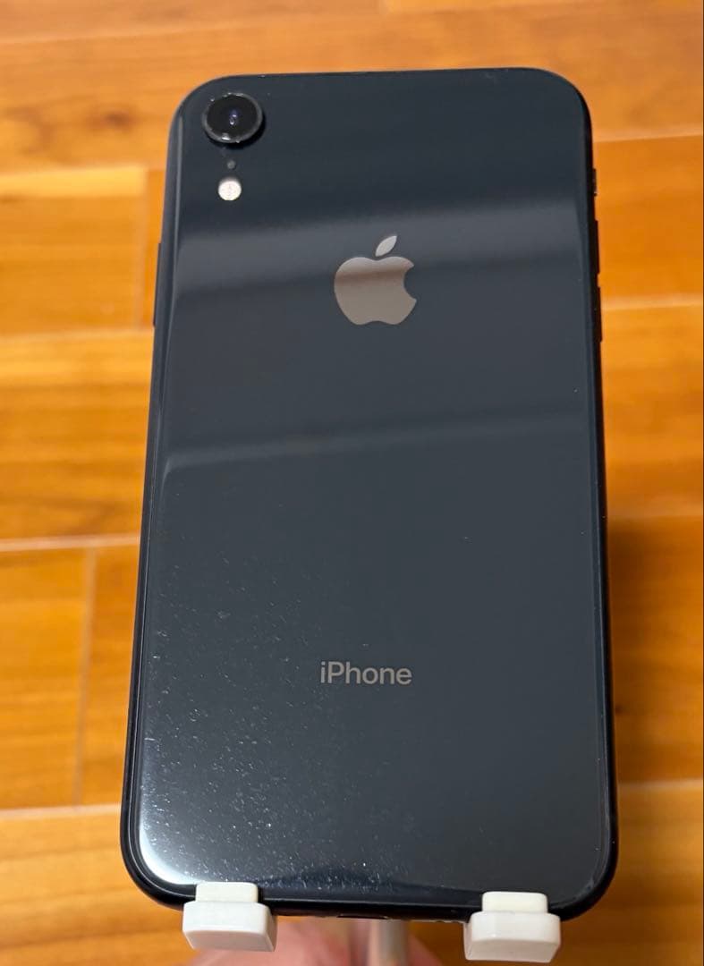Apple iPhone XR ブラック 本体　AirDrop⭕️