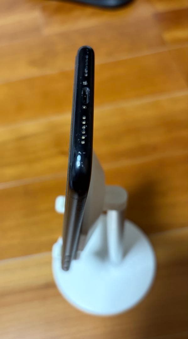 Apple iPhone XR ブラック 本体　AirDrop⭕️