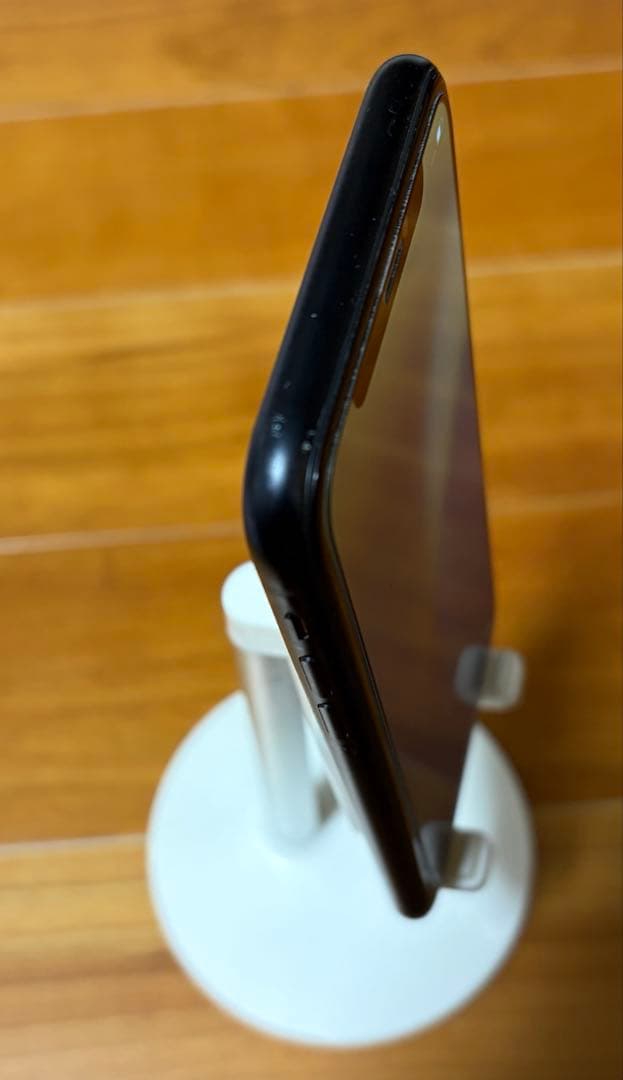 Apple iPhone XR ブラック 本体　AirDrop⭕️