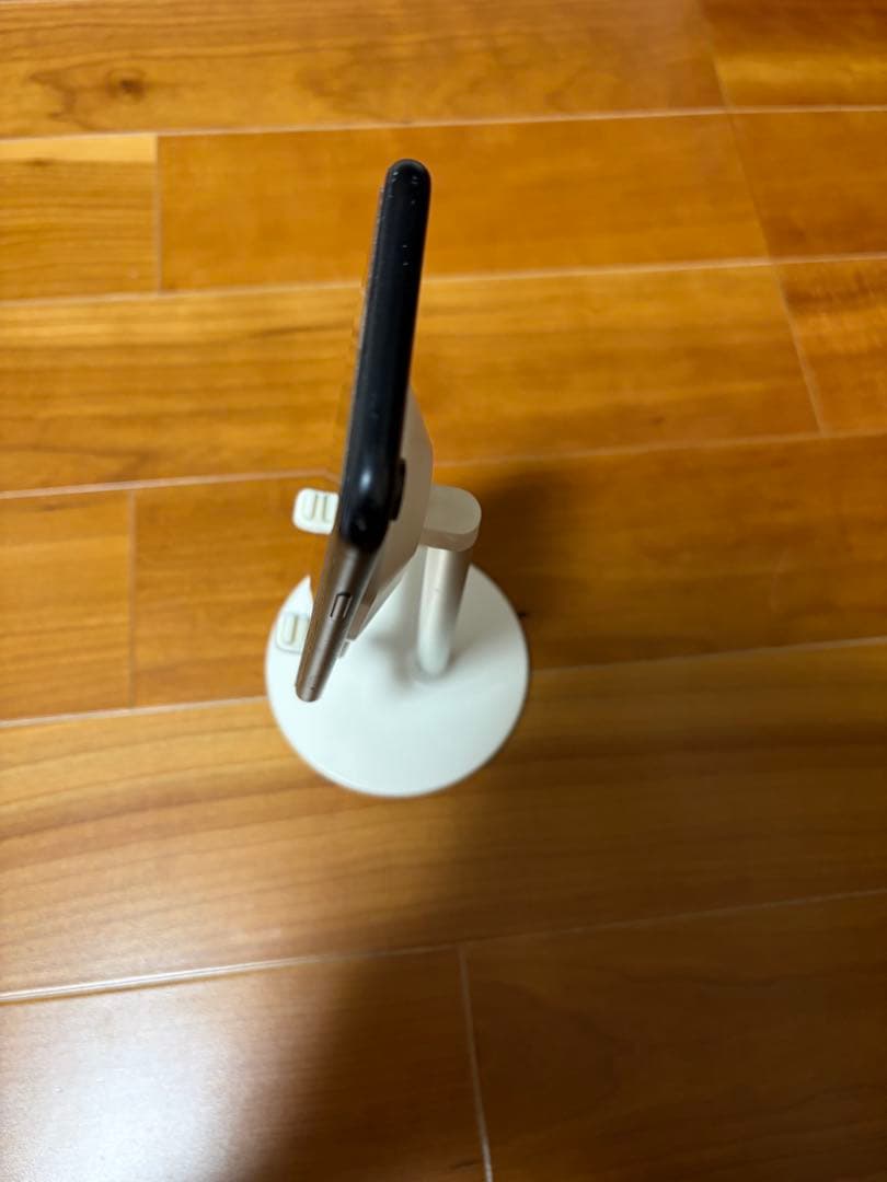 Apple iPhone XR ブラック 本体　AirDrop⭕️