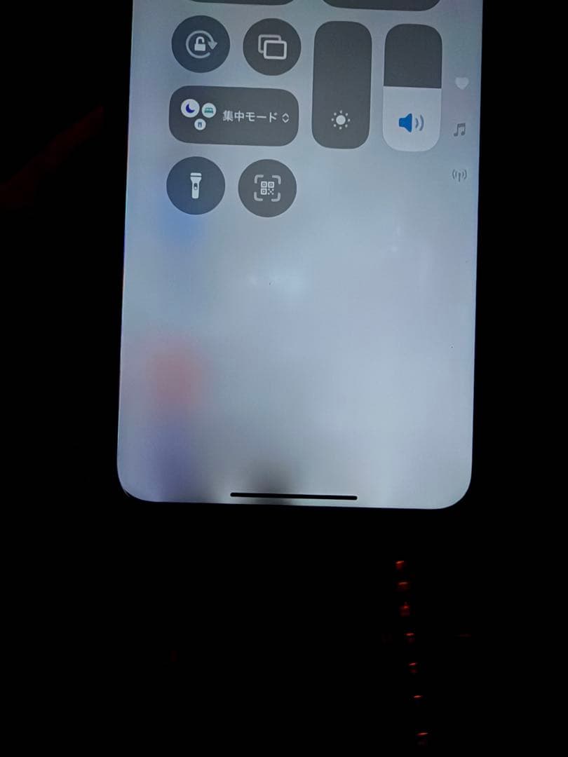 Apple iPhone XR ブラック 本体　AirDrop⭕️