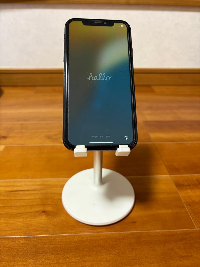 Apple iPhone XR ブラック 本体　AirDrop⭕️
