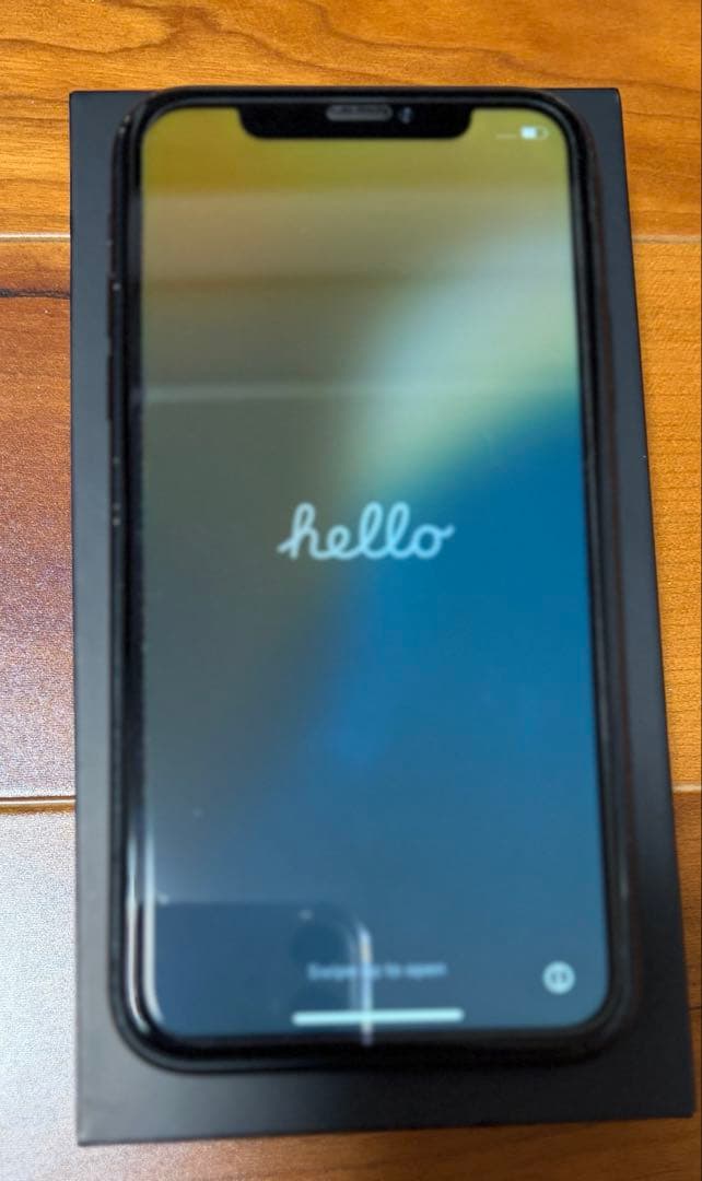 Apple iPhone XR ブラック 本体　AirDrop⭕️