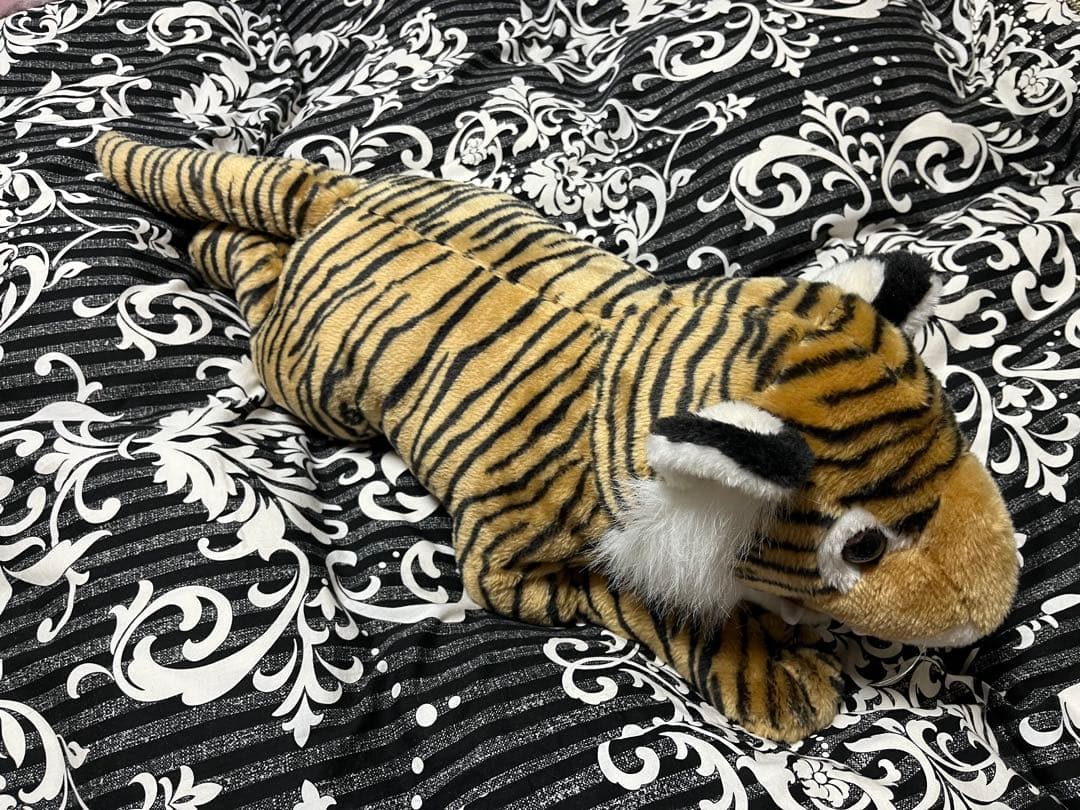 トラ ぬいぐるみ 約60cm「中型」やや大きめ。