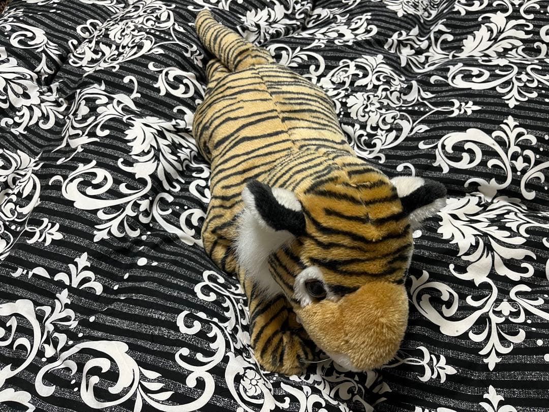 トラ ぬいぐるみ 約60cm「中型」やや大きめ。