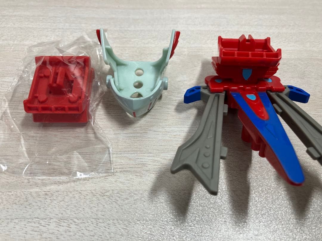 現状品　キーボッツ　メタルファルコンキャッスル　封印城の秘密 04 バンダイ