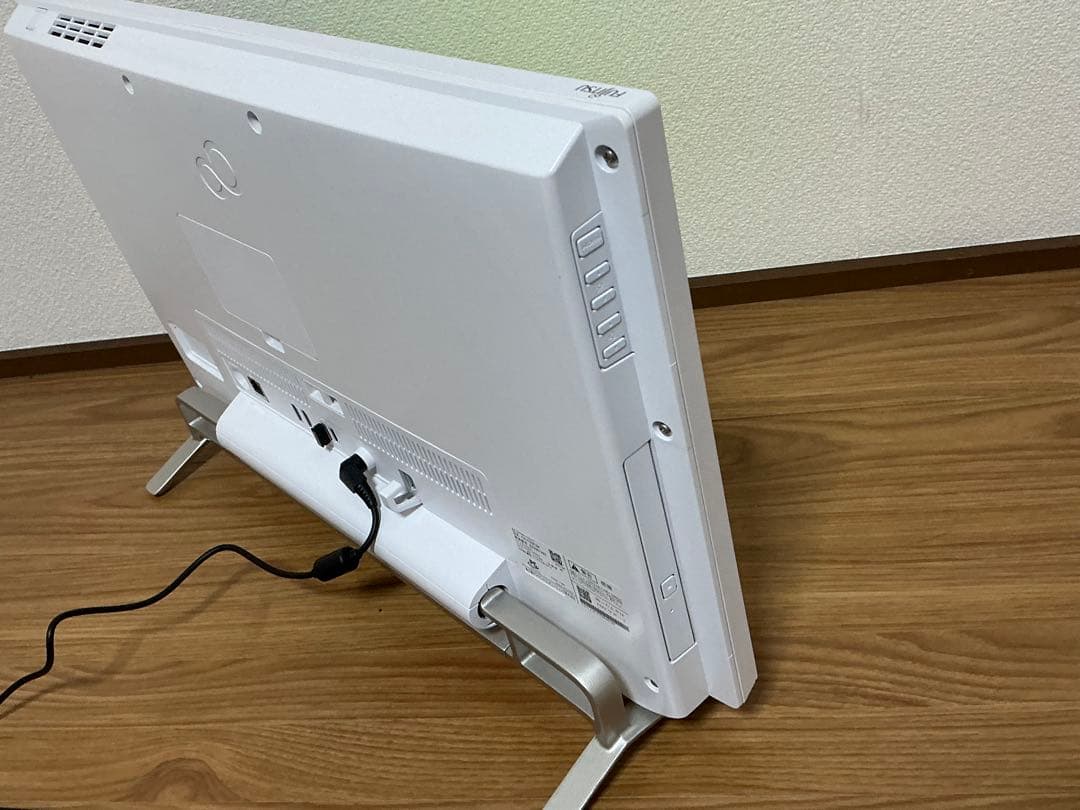 ESPRIMO FH60/F3 ★Ryzen 5 5500U/8GB/500GB