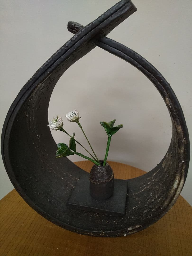 信楽焼　「扇型花器」