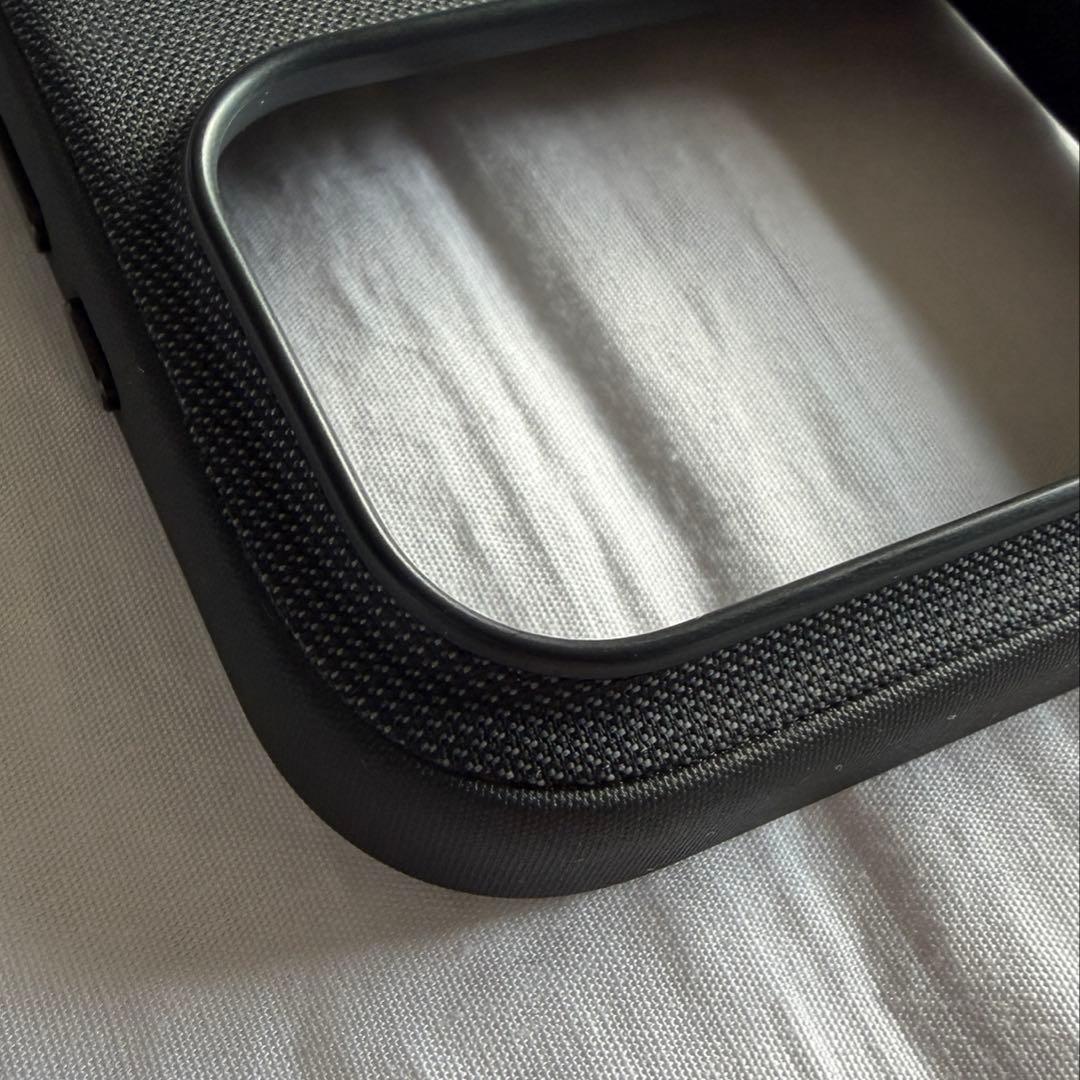 Apple / iPhone 17 Pro テックウーブンケース （Black）