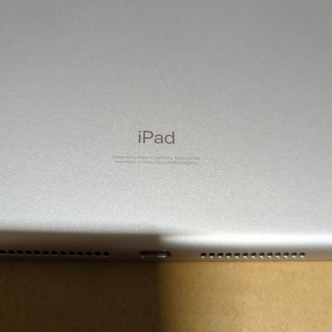 レ*ジ様 Apple iPad 第8世代Wi-Fi+Cellular 32GB