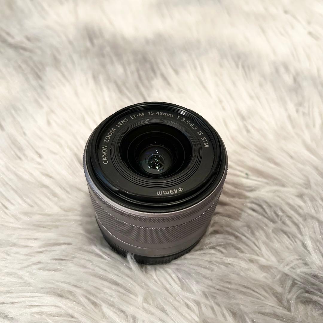 【大人気モデル】 CANON EOS Kiss M ダブルズームレンズキット