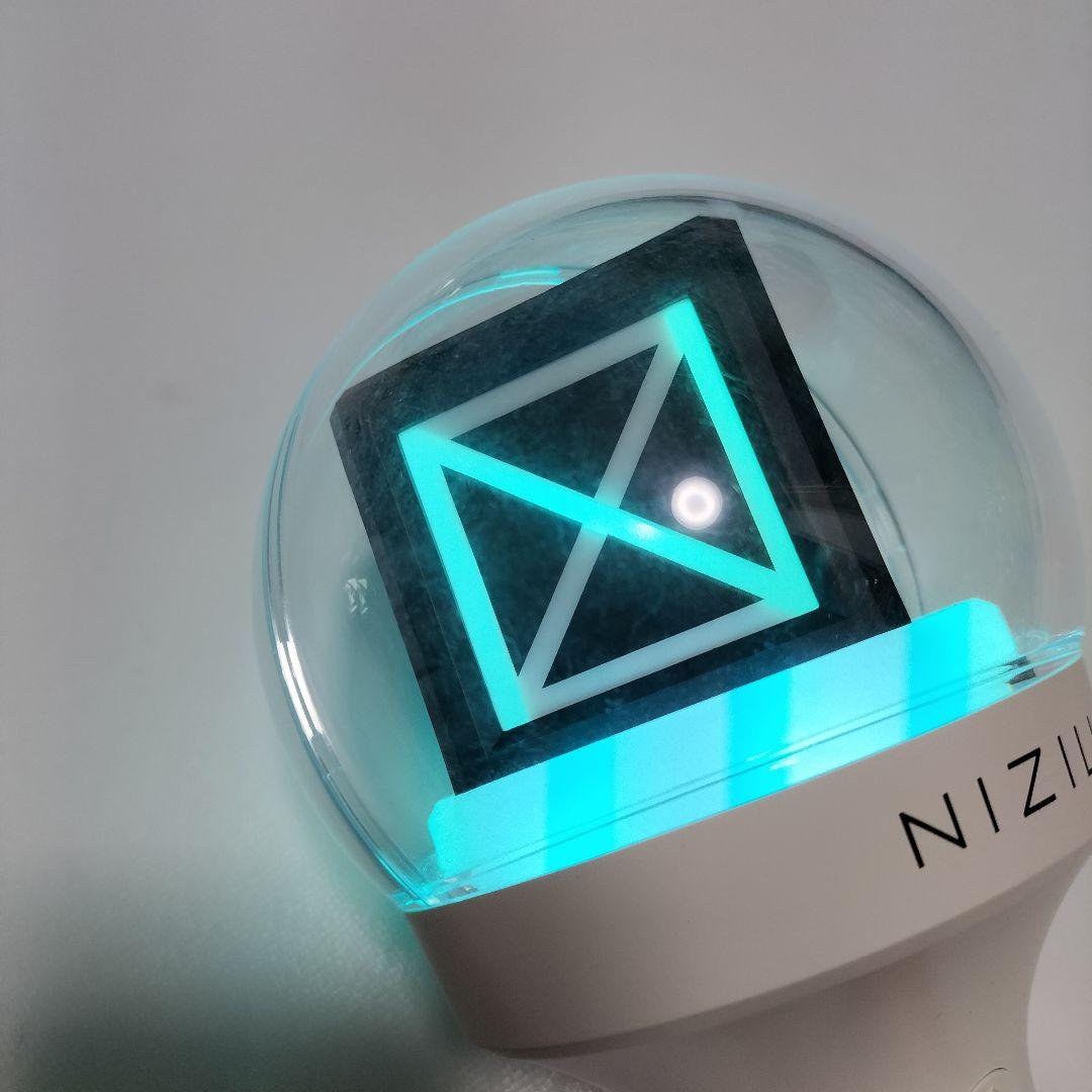 NiziU オフィシャルライトスティック　動作OK　中古