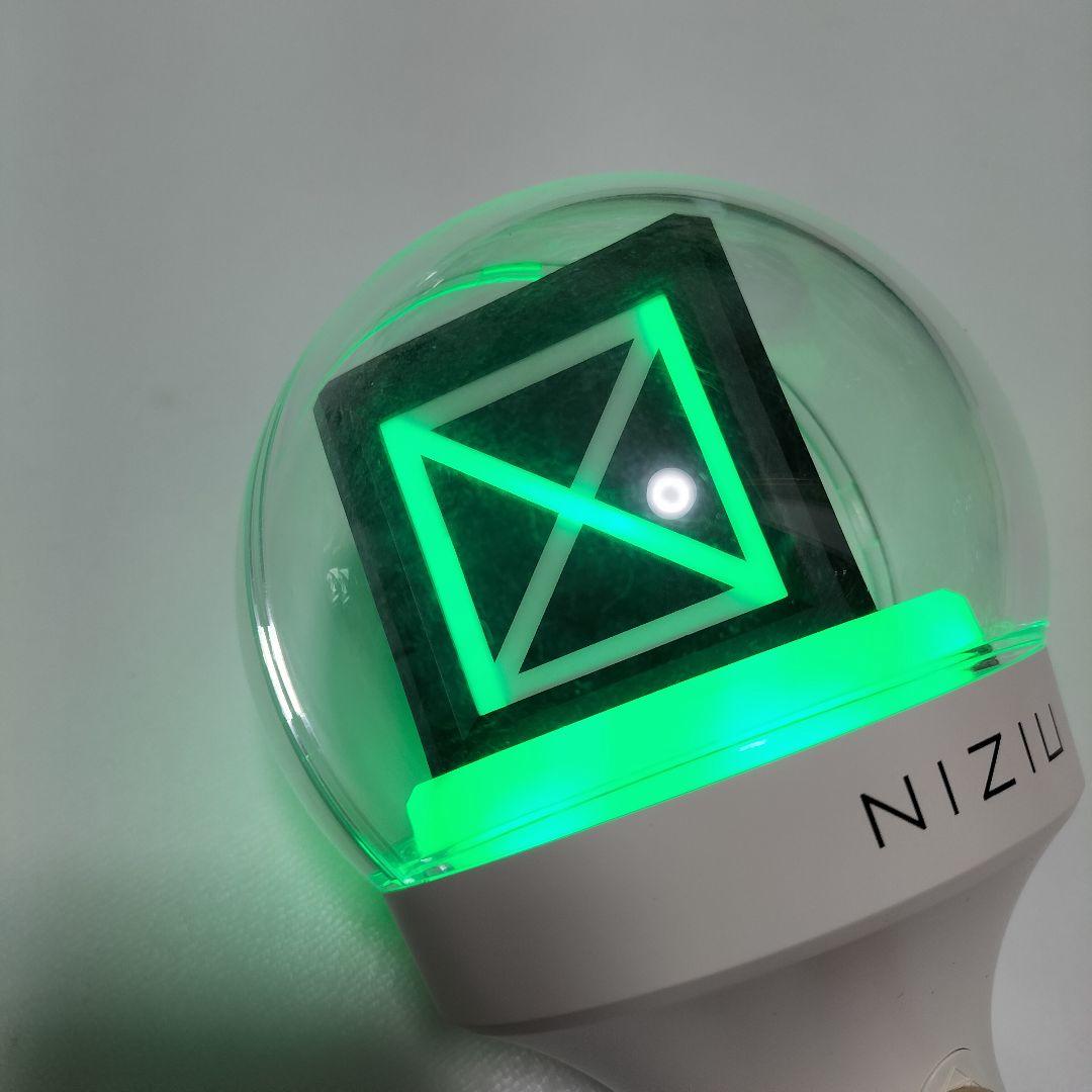 NiziU オフィシャルライトスティック　動作OK　中古