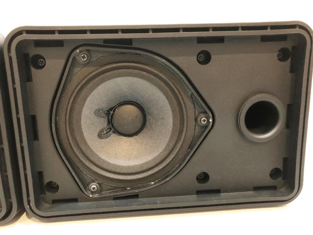 BOSE (ボーズ) 101MMG 2台＋壁掛け用ブラケット
