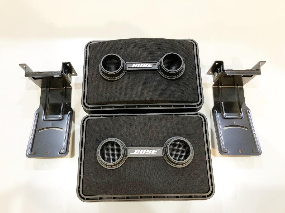 BOSE (ボーズ) 101MMG 2台＋壁掛け用ブラケット