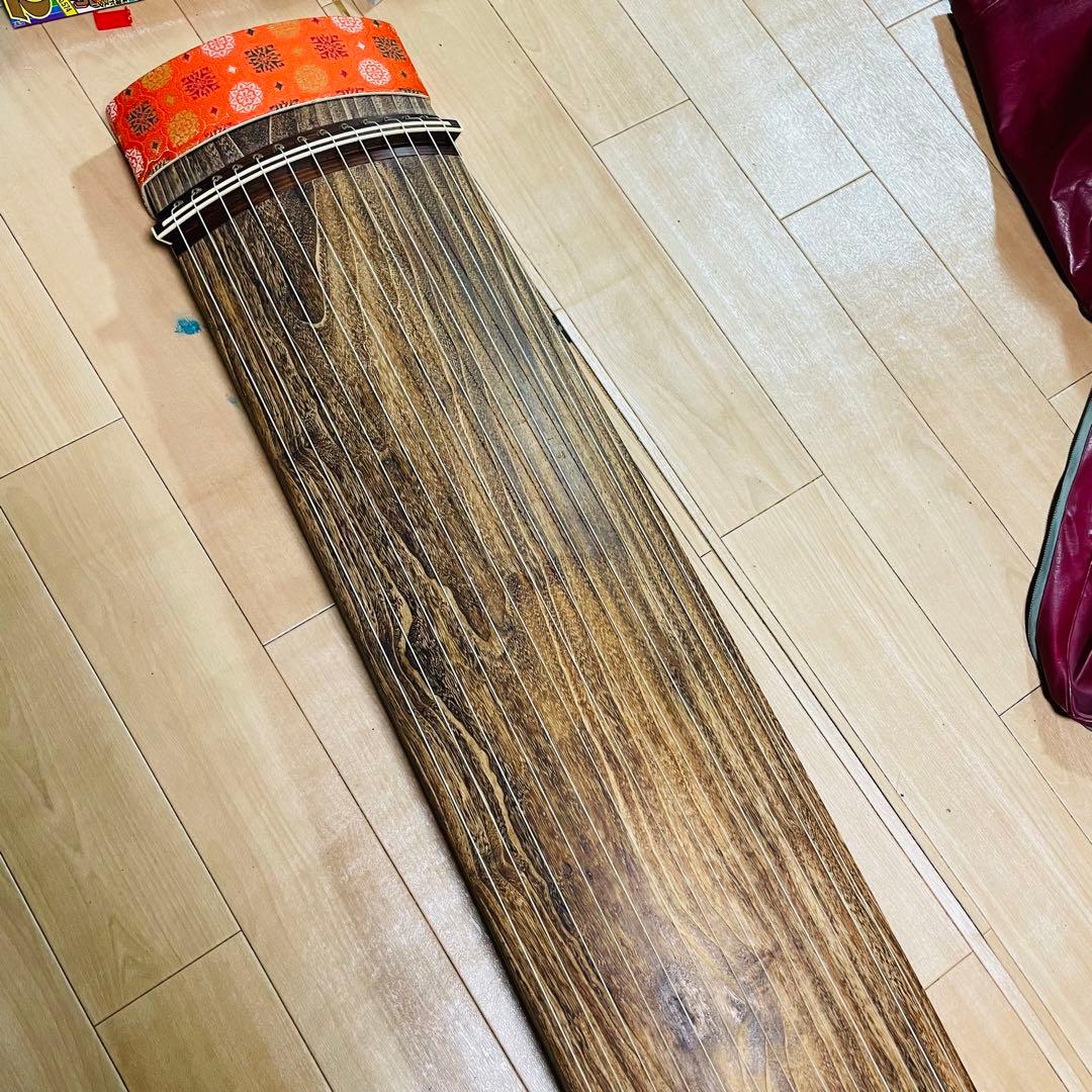 お琴　箏　13弦　高級　和楽器　弦楽器　琴柱