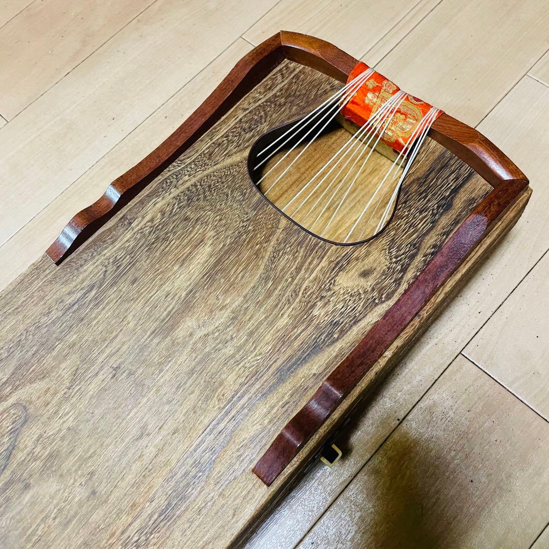 お琴　箏　13弦　高級　和楽器　弦楽器　琴柱