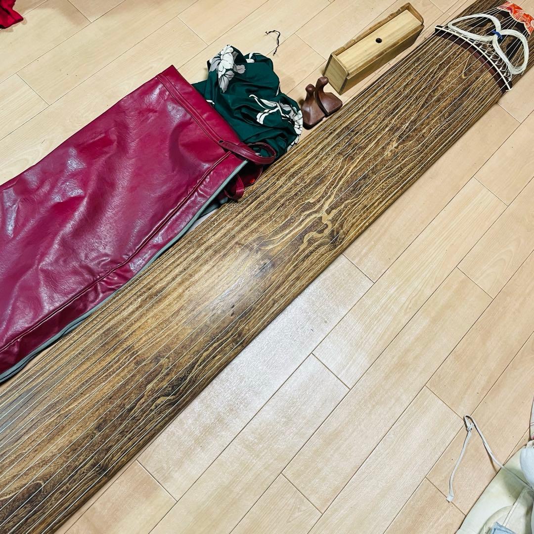 お琴　箏　13弦　高級　和楽器　弦楽器　琴柱