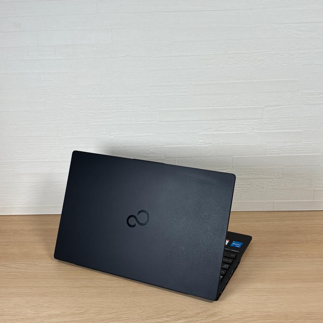 富士通　11世代i5　ノートパソコン　Windows11　SSD　オフィス　07